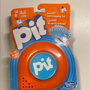 Hasbro Pit Card Game - Orange and Blue